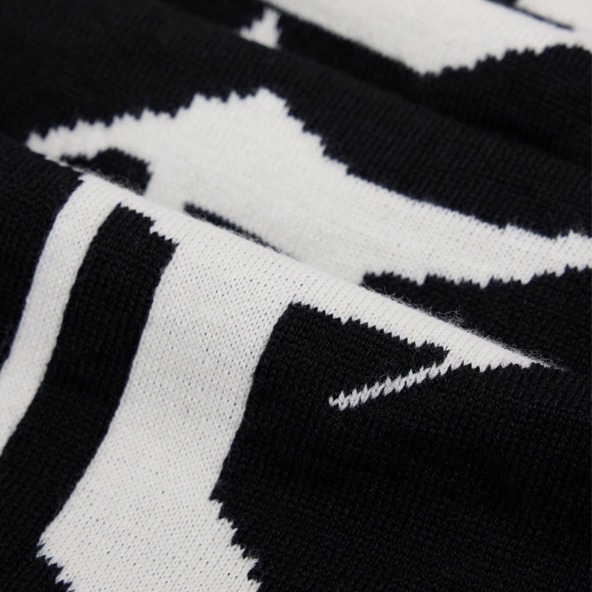 Graphic Scarf Black - Sciarpa Nera I034137.89.67. 89.67 EDWIN 