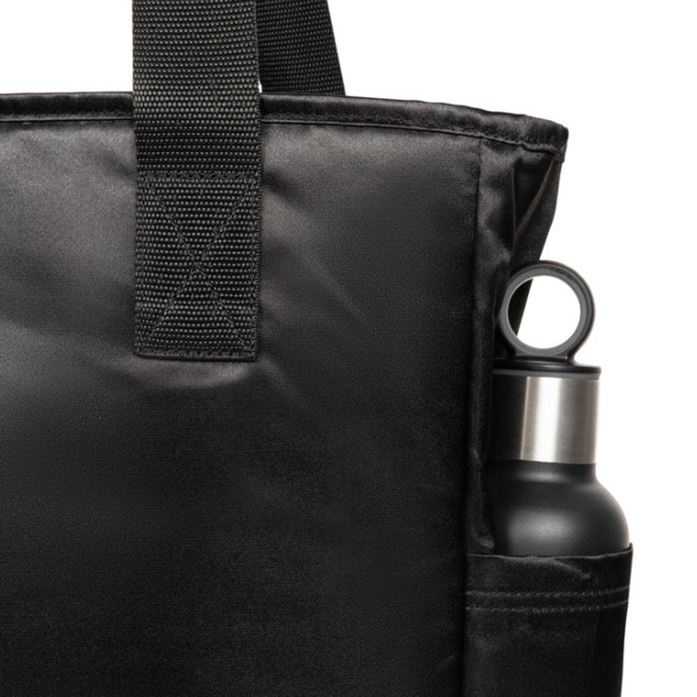 TOTE SATINFIED - Borsa Tote Nera EK0A5BNT C0N1 EASTPAK 
