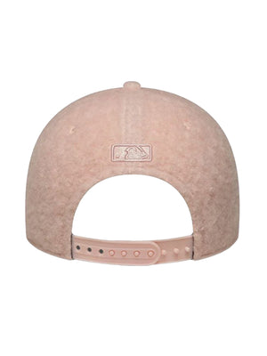 Female Winter Borg 9FORTY® MC New York Yankees Pink - Cappellino Donna Rosa<BR/><BR/> 60915792 PMP NEW ERA 