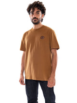 Timberland Leather Badge HW SS Tee Dark Wheat Boot - T-Shirt Homme Marron  Homme TIMBERLAND