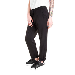 HALLE 2.0 - Pantaloni Donna Neri 6170e54-999 . MINIMUM 