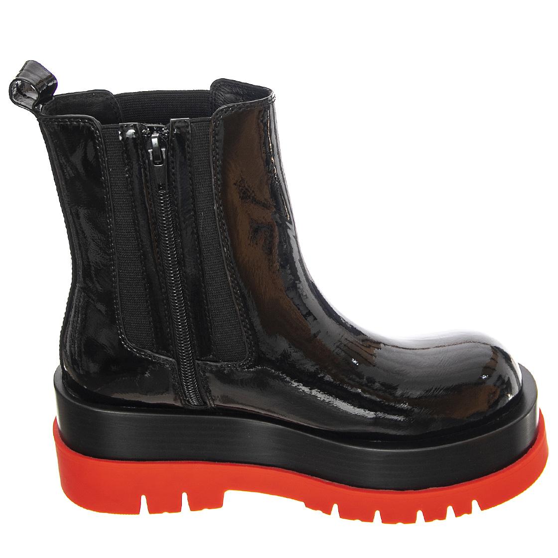  JCSJCD061103-BLA  JEFFREY CAMPBELL 