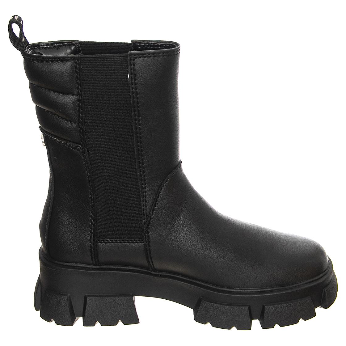  SMSTRANSAM-BLK  STEVE MADDEN 