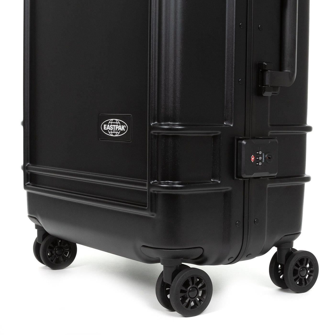 Resist'R Case M Black - Valigia Trolley Nera EK0A5BJF0081  EASTPAK 