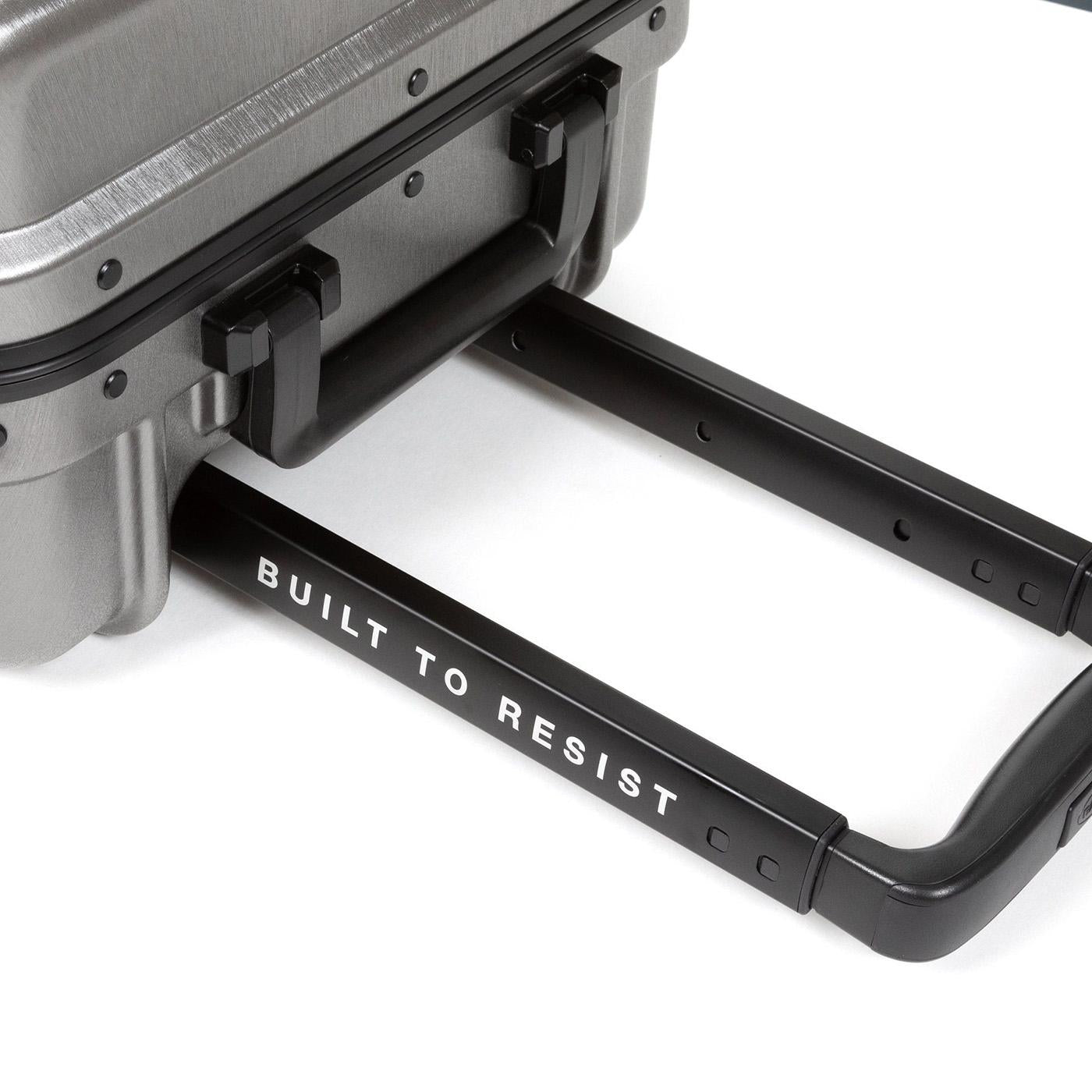 Resist'r Case S Brushed Metal - Valigia Trolley Bag Grigia EK0A5BJE4S11  EASTPAK 