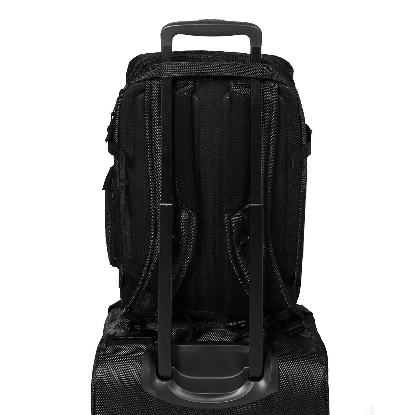 Tecum M Cnnct Coat - Zaino Nero EK00091D80W1  EASTPAK 