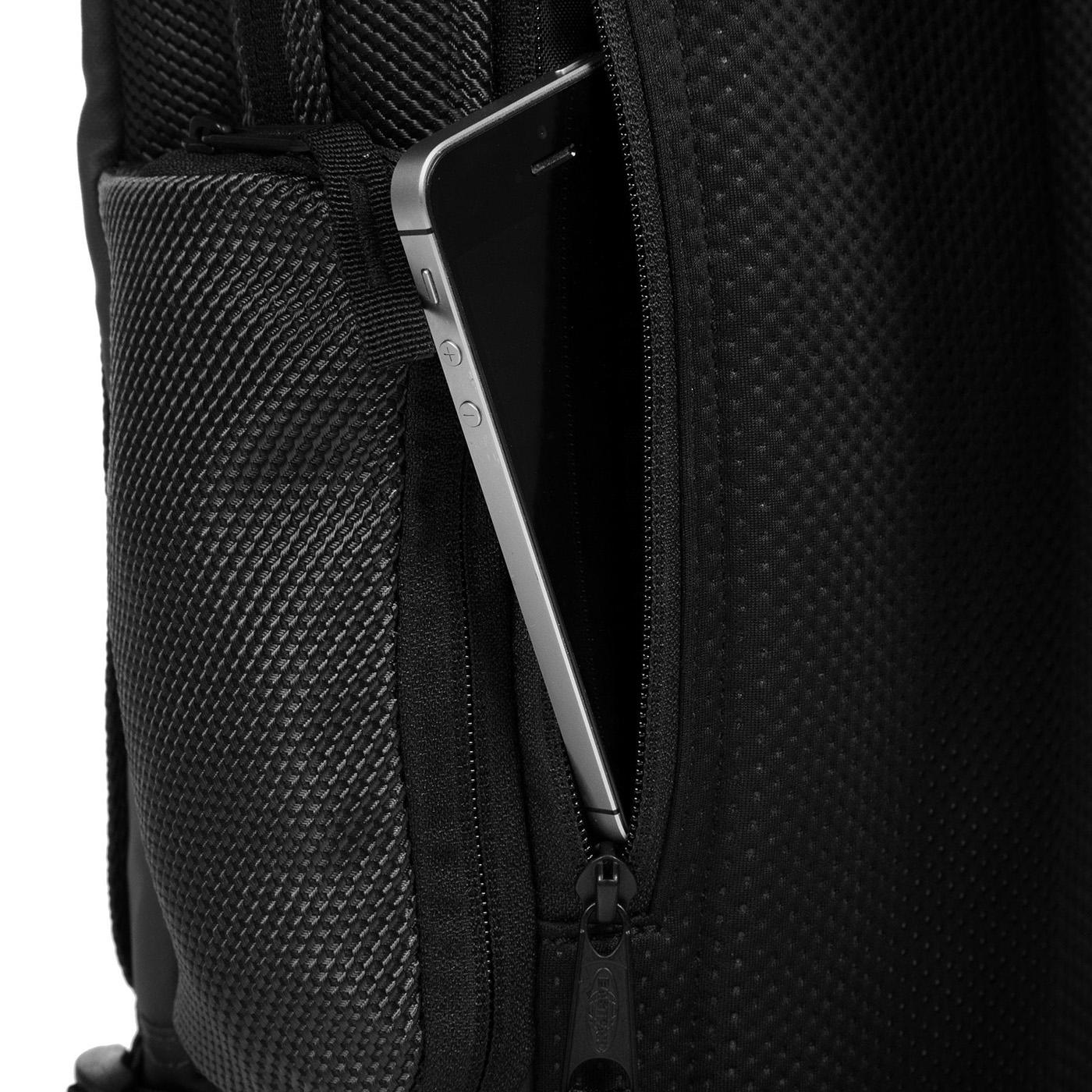 Tecum M Cnnct Coat - Zaino Nero EK00091D80W1  EASTPAK 