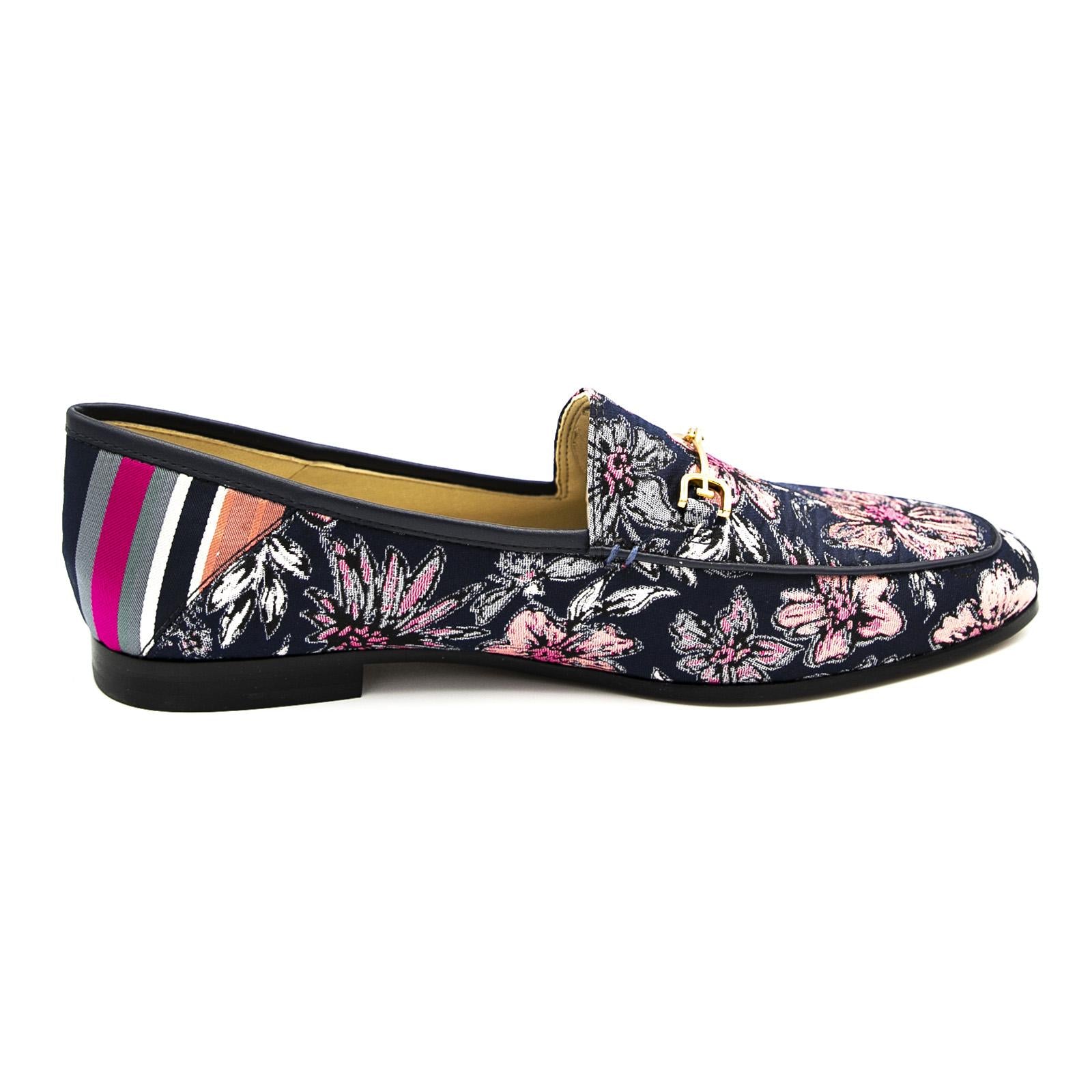  E8519F7402  SAM EDELMAN 